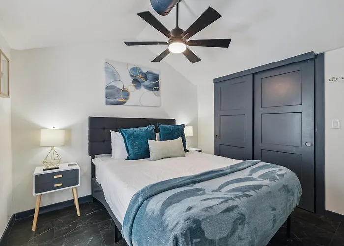 Downtown Modern Retreat B Walkable Phoenix
