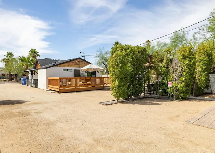 Downtown Modern Retreat B Walkable Holiday home *