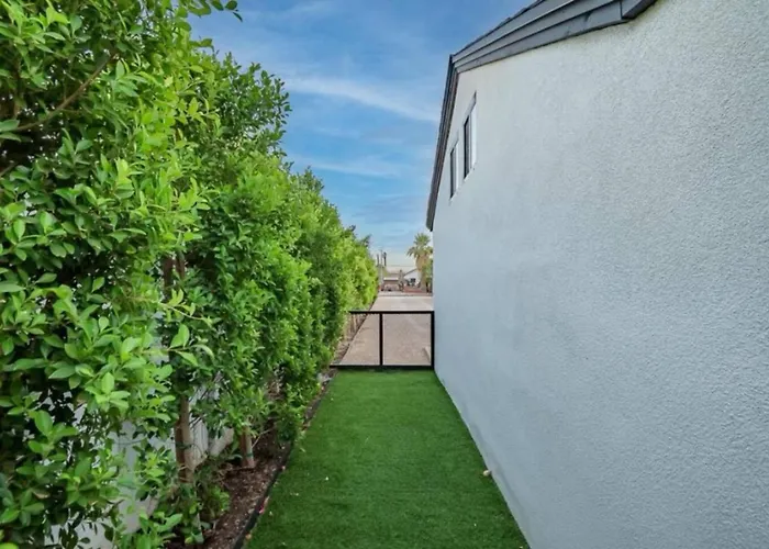 Holiday home Downtown Modern Retreat B Walkable *
